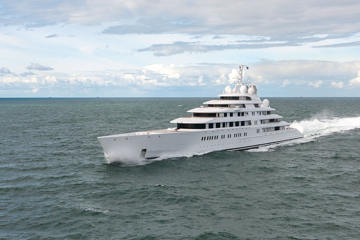 AZZAM 590 FT