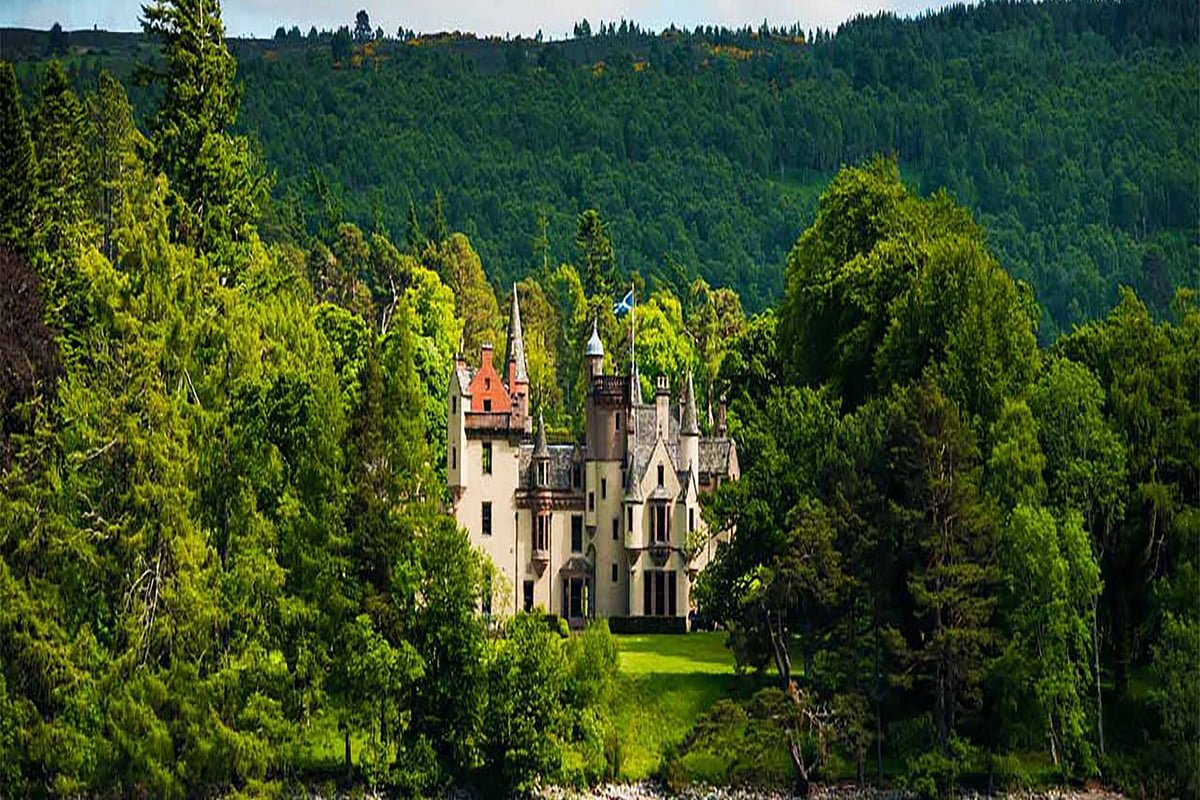 TARN CASTLE, SCOTLAND 2